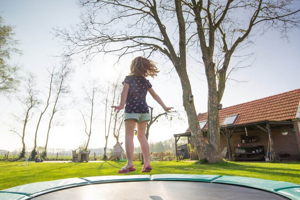 trampoline enfant