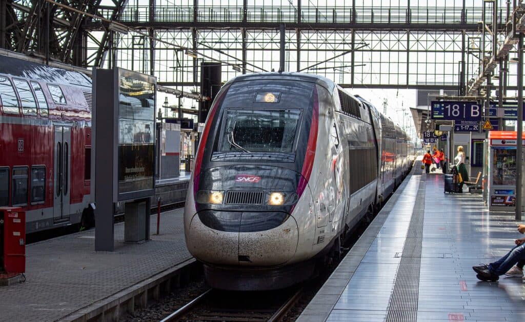 train pour les ponts de mai